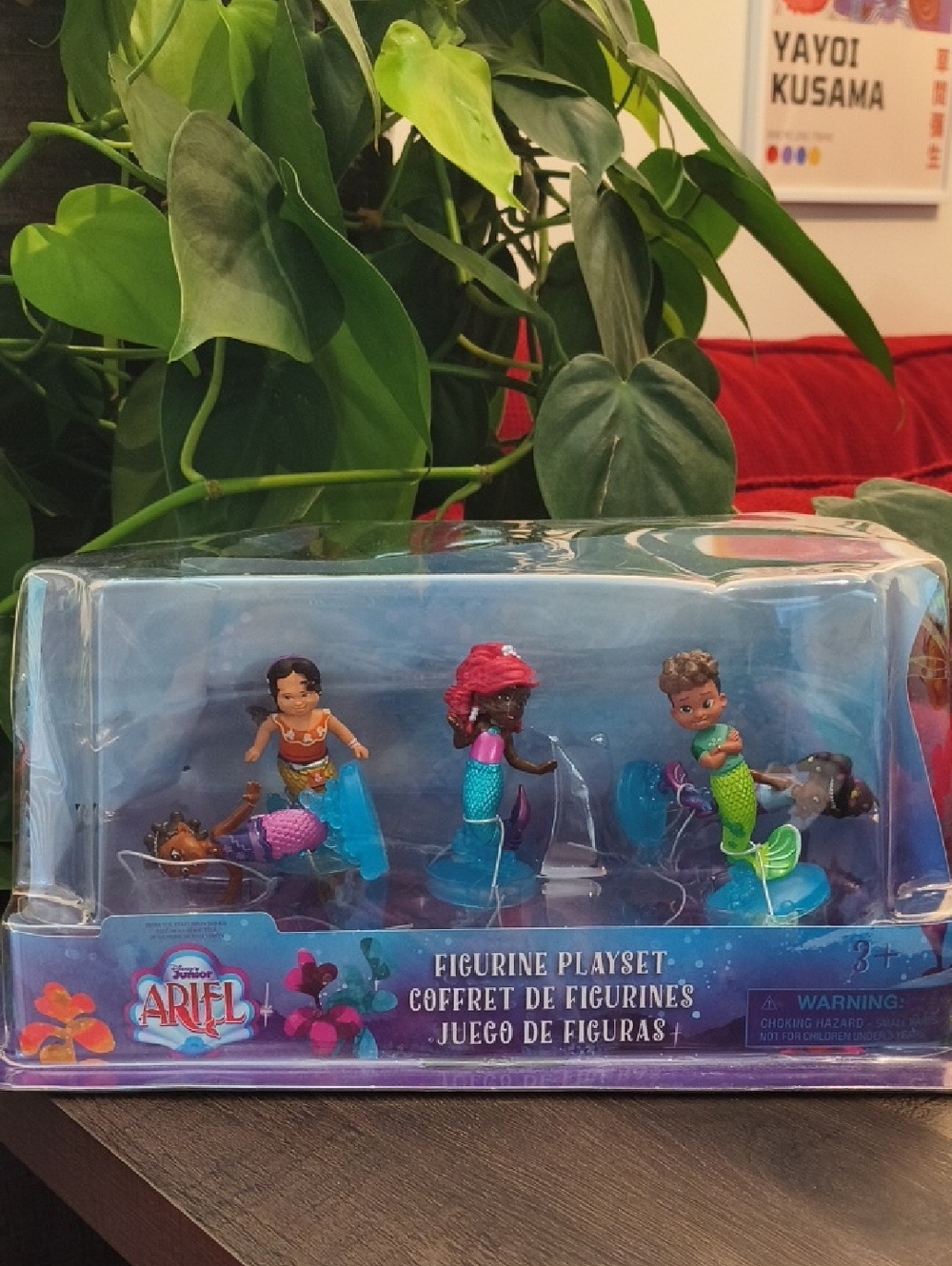 Disney Junior Ariel Mini Mermaid Figurine Set 5pcs Ages 3+ NWT Damaged Box